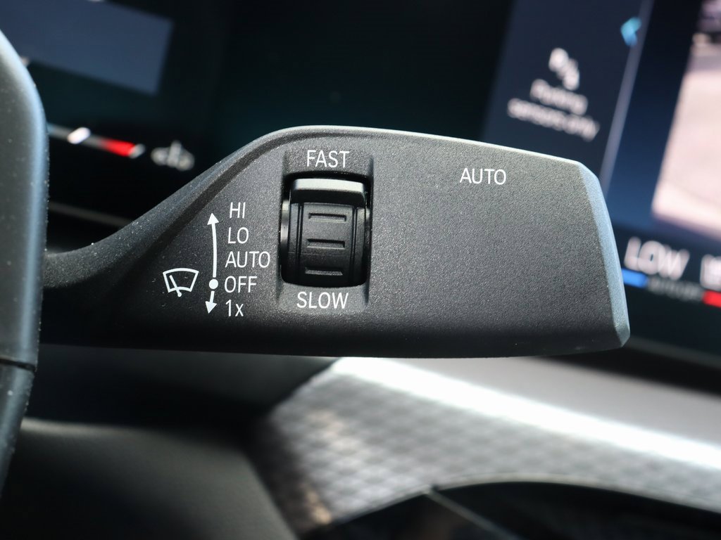 Used 2025 BMW 330i xDrive Sedan image 41