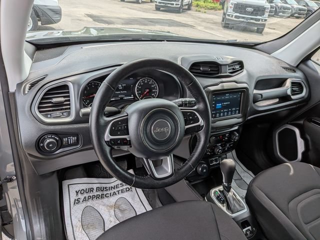 Used 2021 Jeep Renegade Latitude w/ Convenience Group AWD/4WD image 8