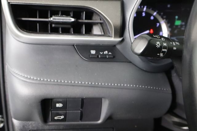 Used 2022 Toyota Highlander XLE FWD image 23