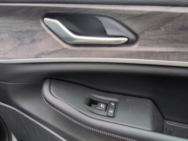 Used 2023 Jeep Grand Cherokee 4WD 4xe image 29