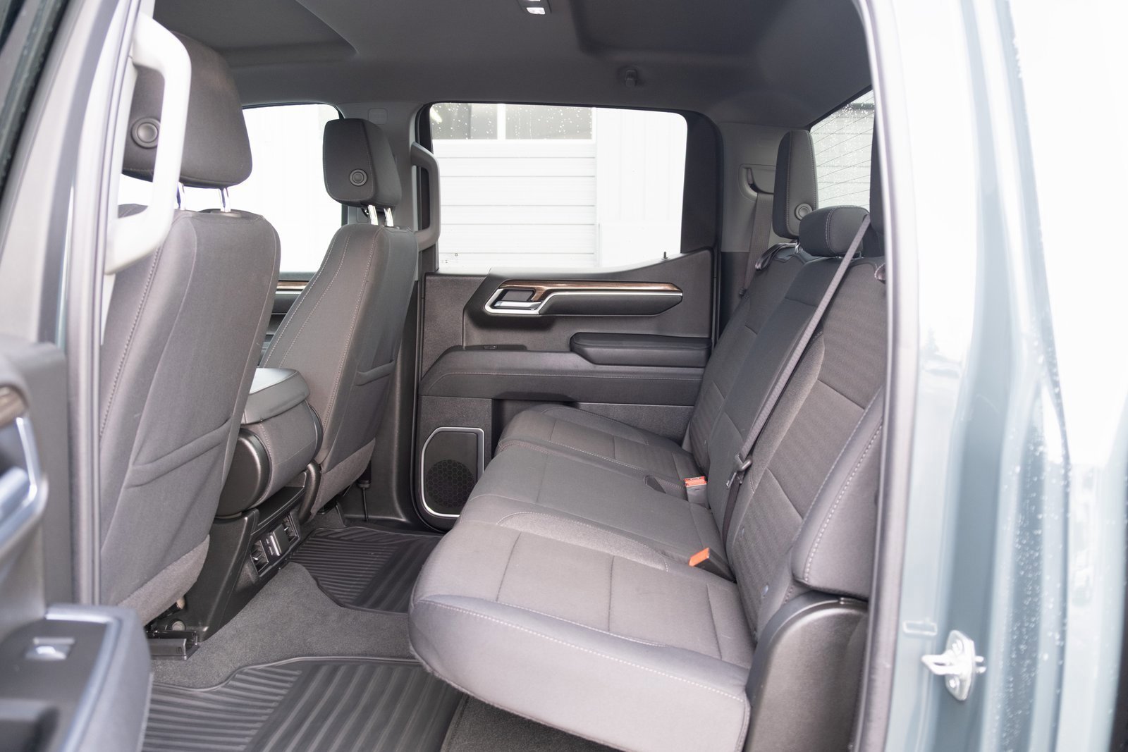 Used 2025 Chevrolet Silverado 1500 LT image 15