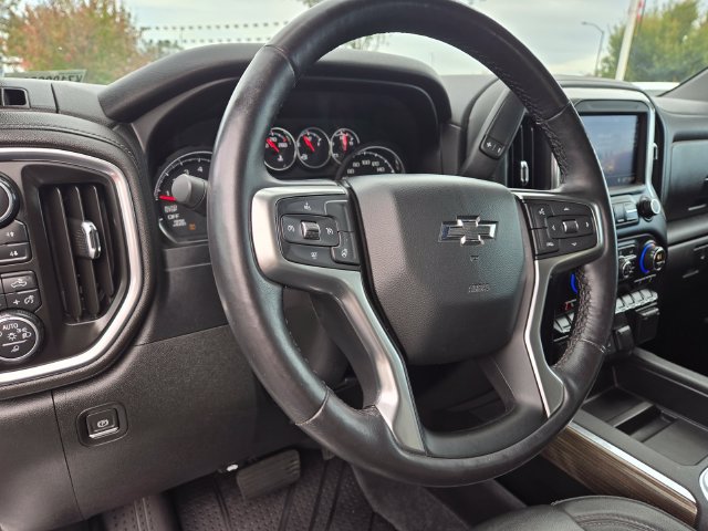 Used 2019 Chevrolet Silverado 1500 RST w/ True North Edition AWD/4WD image 14