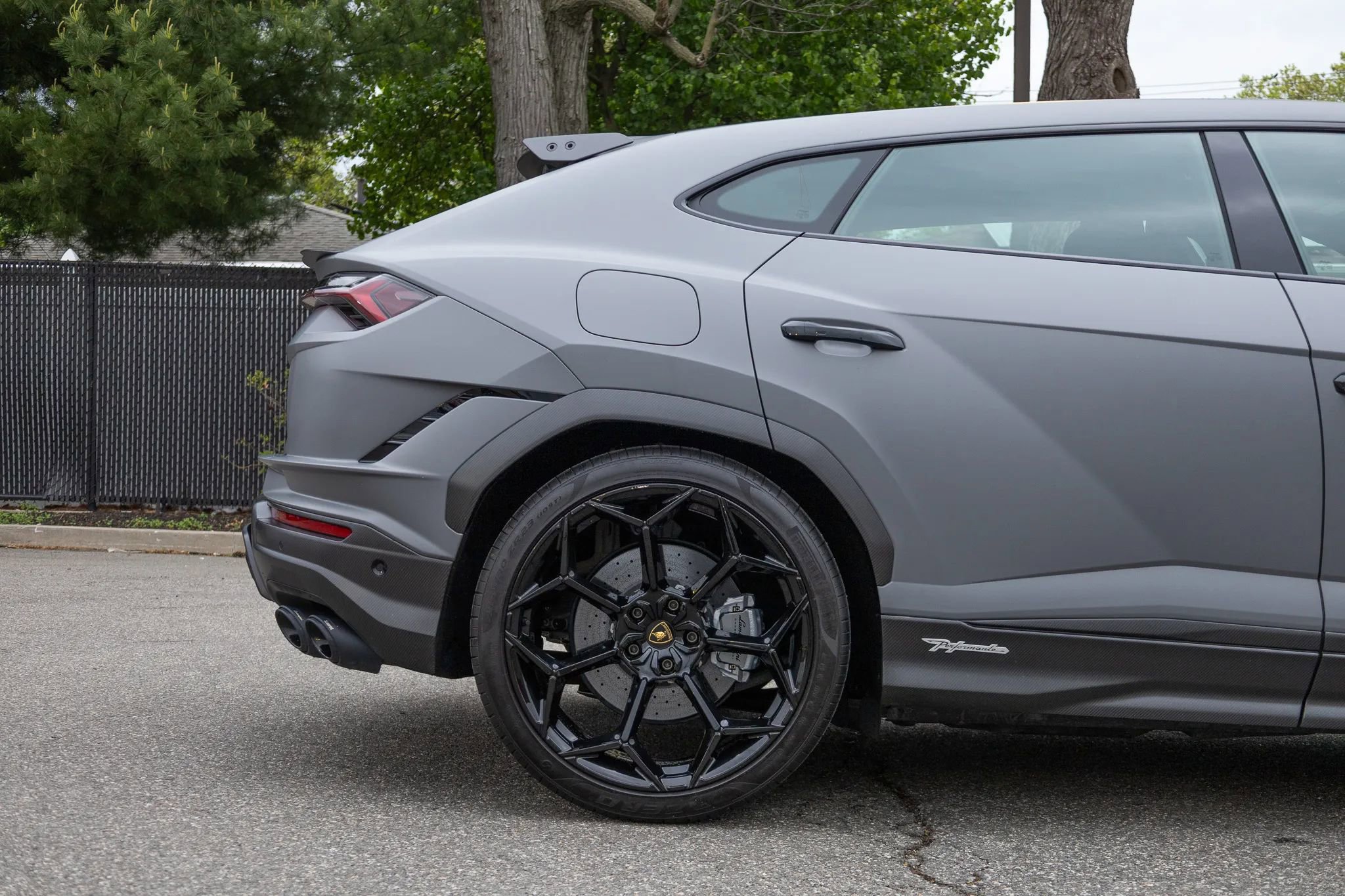Used 2024 Lamborghini Urus Performante AWD/4WD image 25