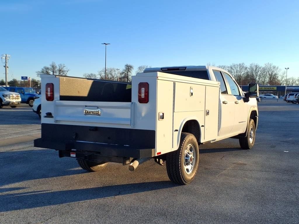 Used 2024 GMC Sierra 2500 Pro w/ Convenience Package RWD image 2