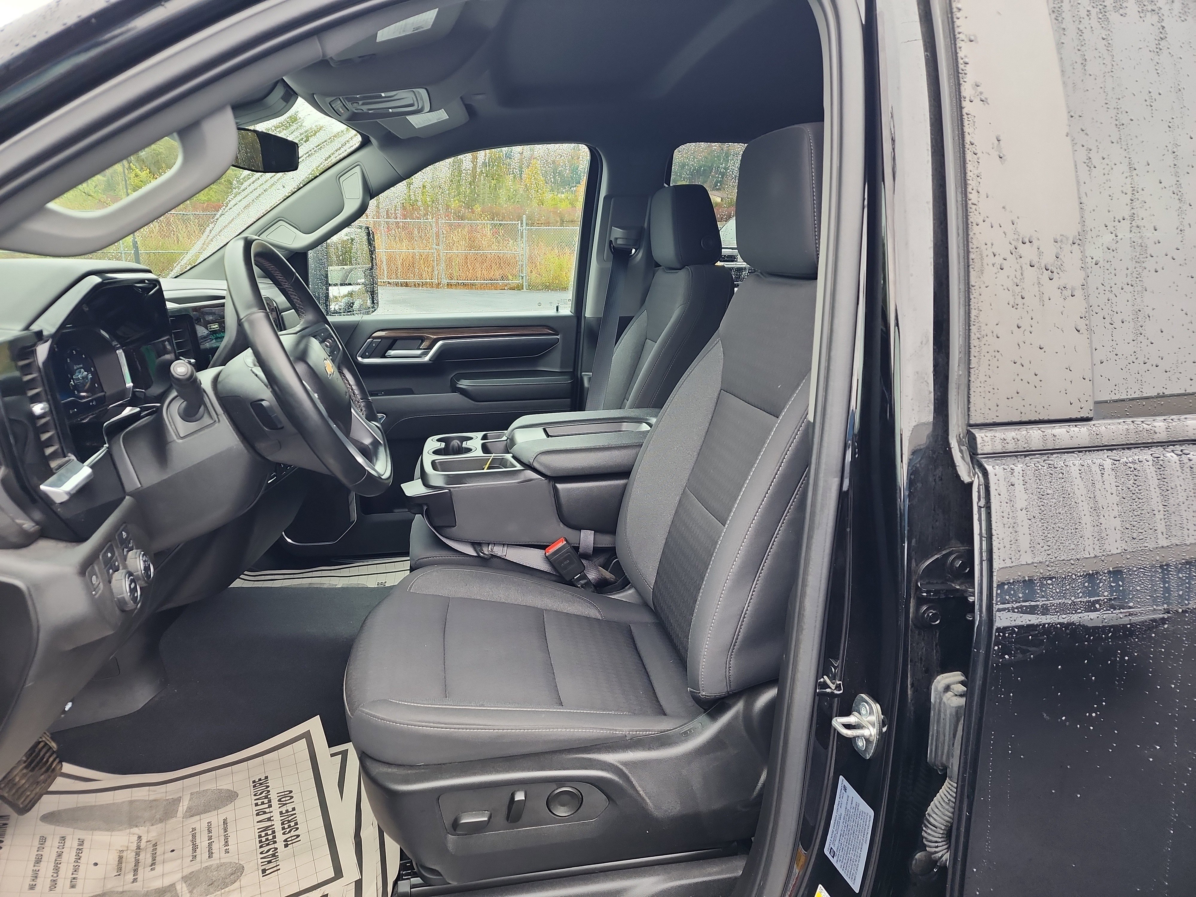 Certified 2024 Chevrolet Silverado 2500 LT w/ Convenience Package image 11