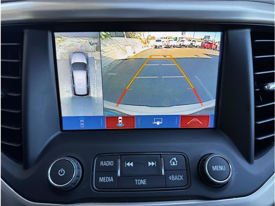 Used 2018 GMC Acadia Denali w/ Technology Package AWD/4WD image 24