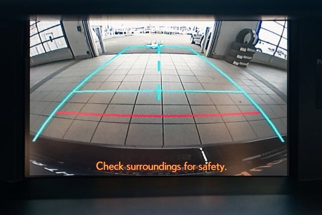 Used 2013 Lexus ES 300h w/ Premium Pkg image 19