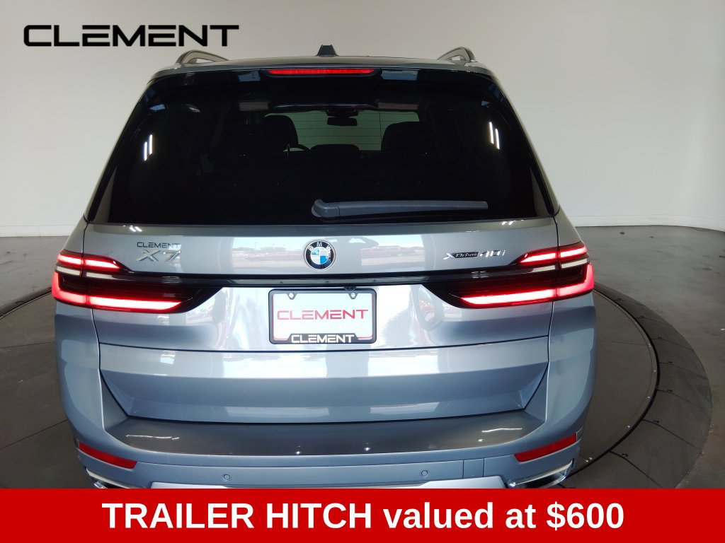 Used 2023 BMW X7 xDrive40i w/ Premium Package AWD/4WD image 5