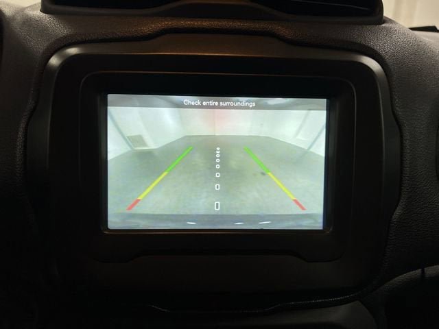 Used 2020 Jeep Renegade Latitude FWD image 14