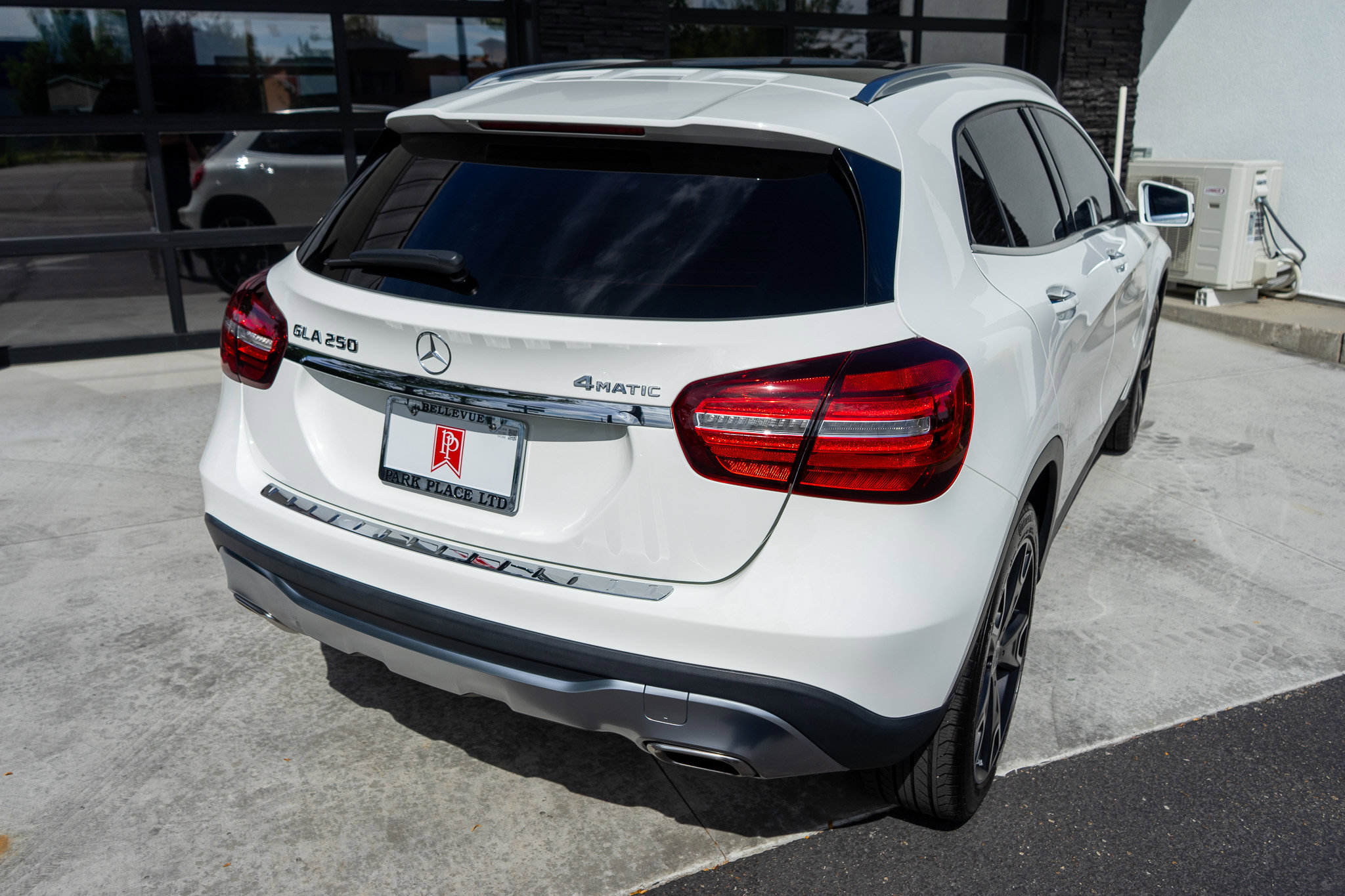 Used 2019 Mercedes-Benz GLA 250 4MATIC image 12