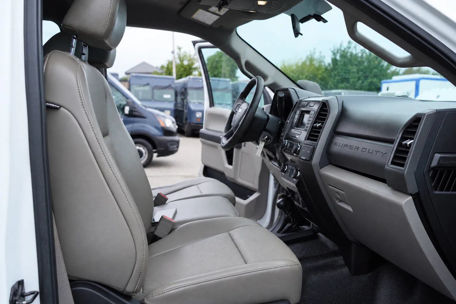 Used 2019 Ford F450 XL w/ Power Equipment Group AWD/4WD image 12