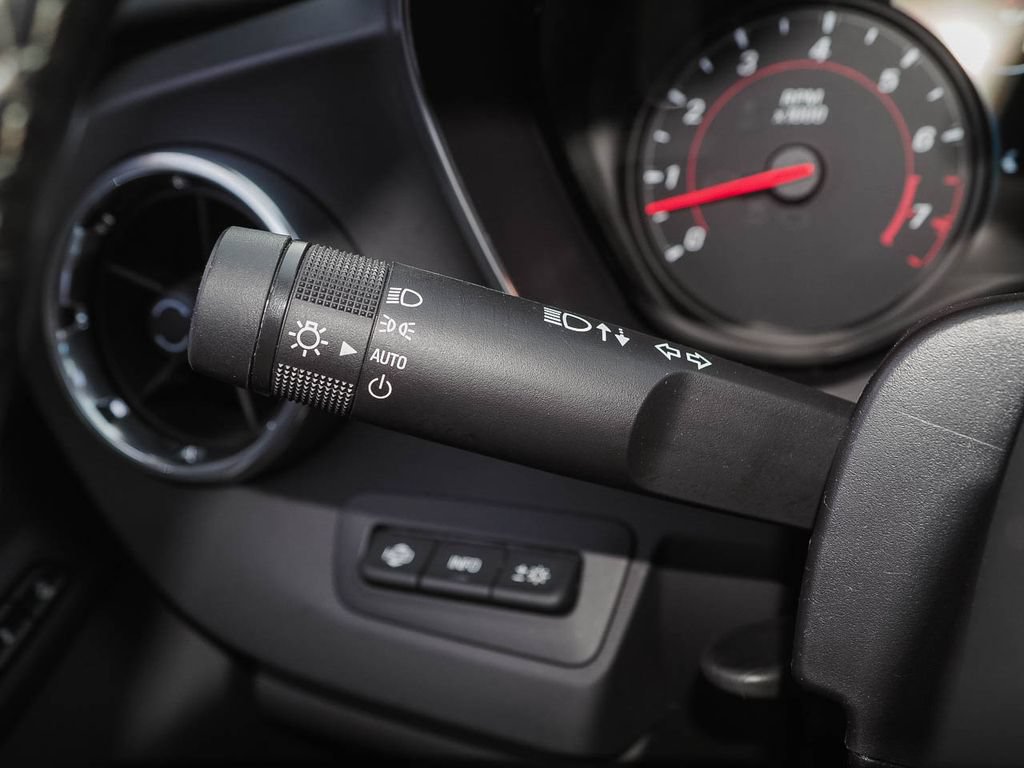 Used 2016 Chevrolet Camaro SS RWD image 29