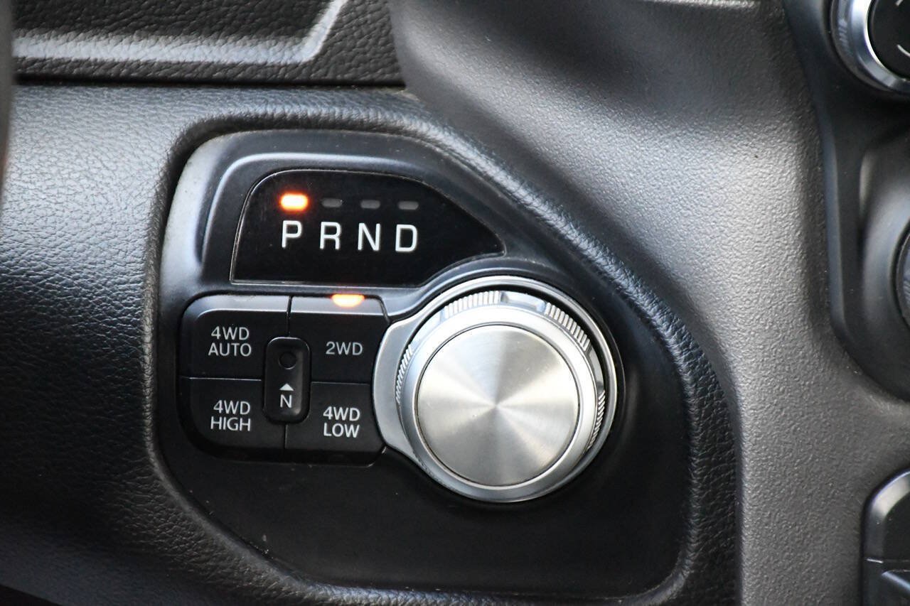 Used 2020 RAM 1500 Laramie w/ Sport Appearance Package AWD/4WD image 32