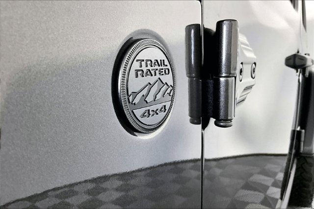 Used 2024 Jeep Wrangler Unlimited Sport AWD/4WD image 15