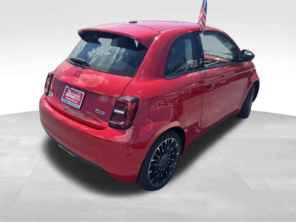 New 2024 FIAT 500 e (RED) image 16
