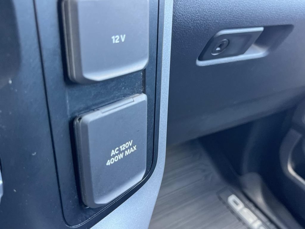 Used 2023 Ford F150 Lariat w/ Equipment Group 502A High AWD/4WD image 40