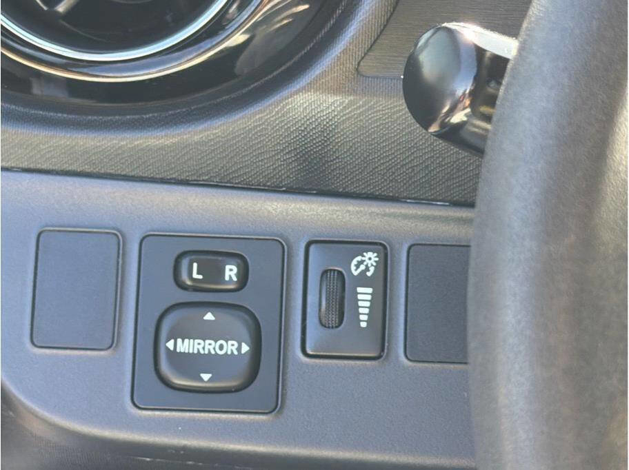 Used 2015 Toyota Prius C Three image 12