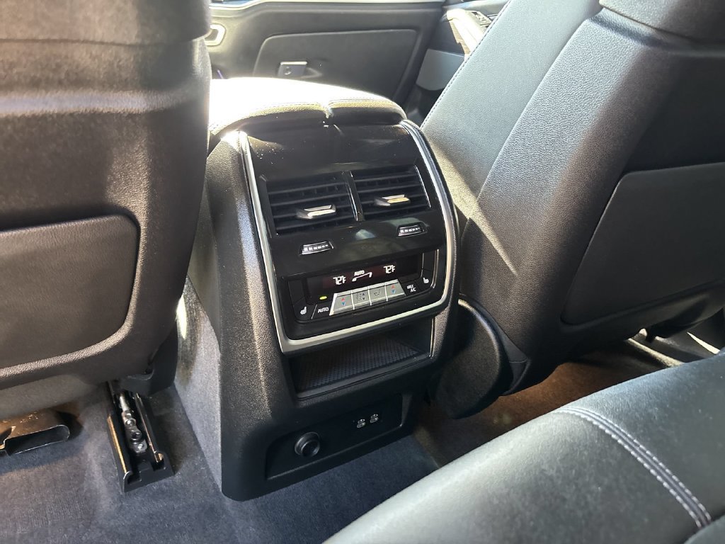 Certified 2024 BMW X5 xDrive40i w/ M Sport Package AWD/4WD image 21