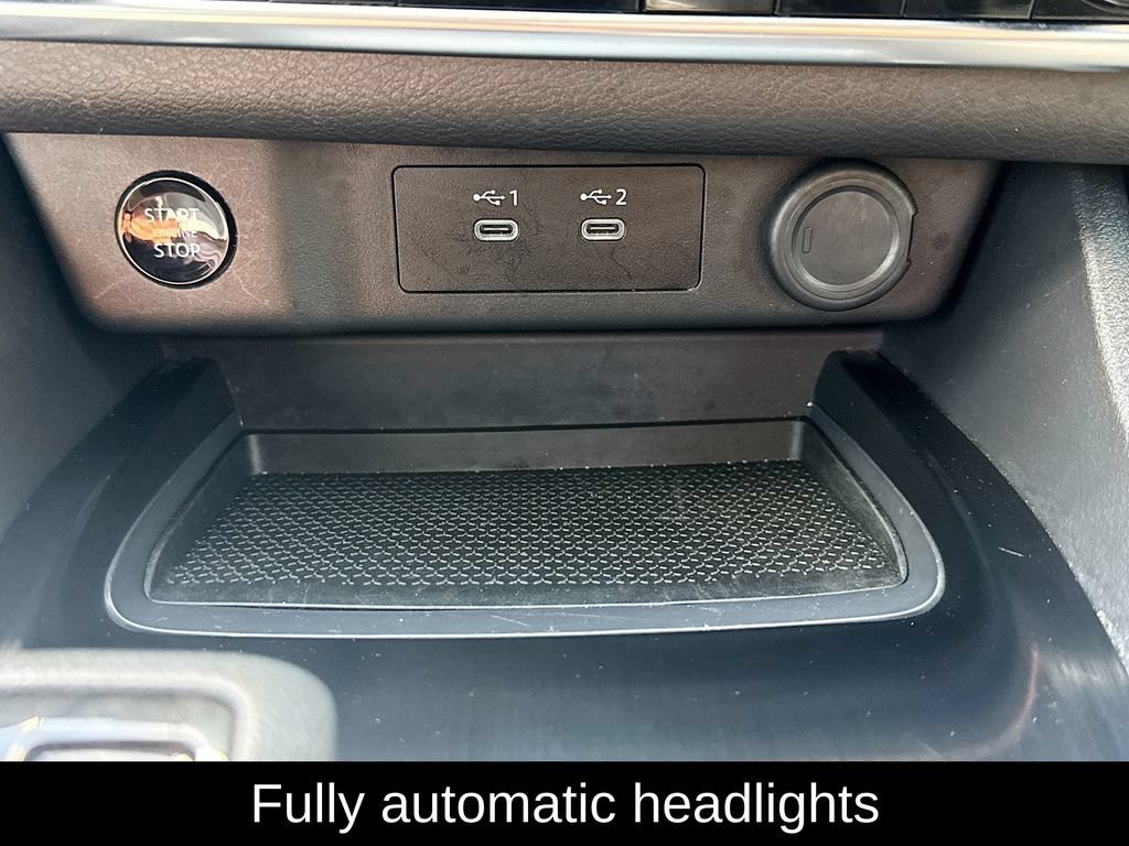 Certified 2025 Nissan Rogue SV AWD/4WD image 13