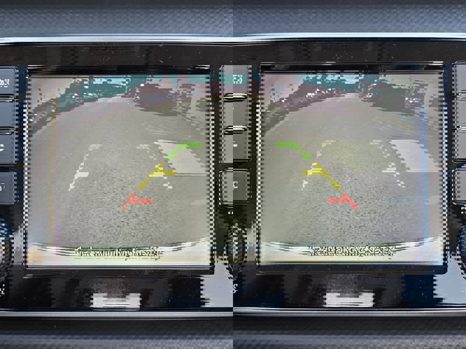 New 2025 Nissan Kicks Play S image 9