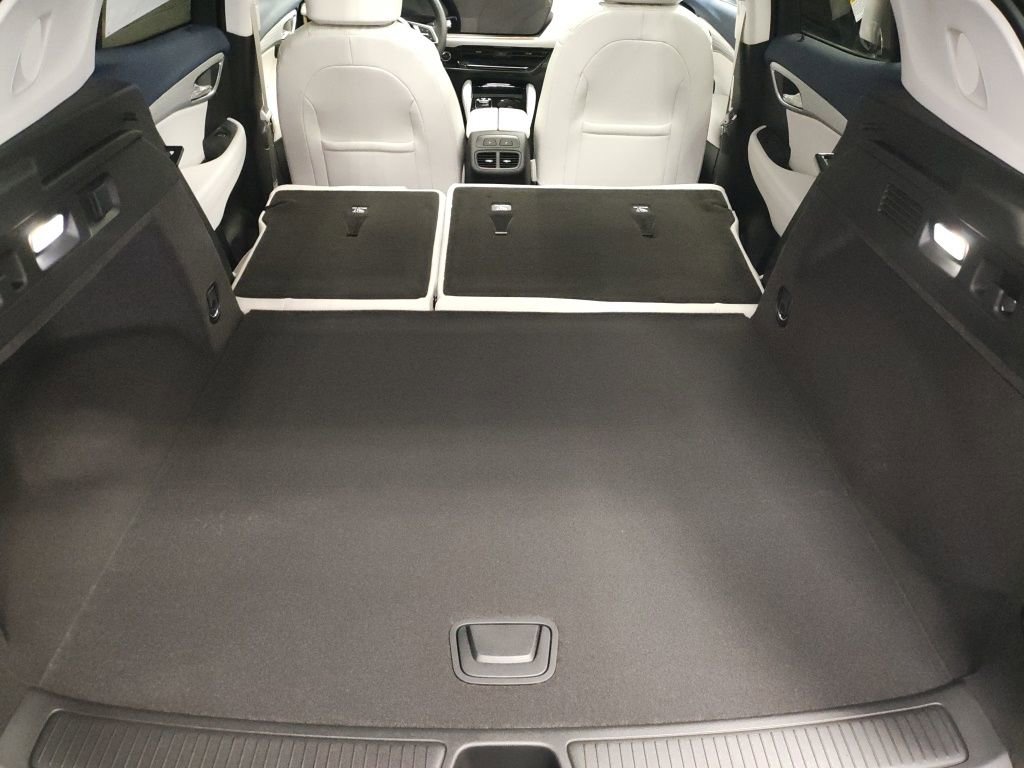 New 2026 Buick Envision Avenir image 16