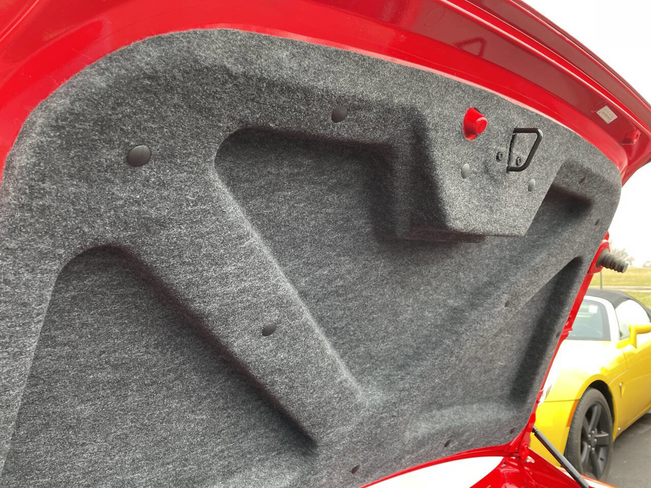 Used 2002 Ford Thunderbird Deluxe image 92