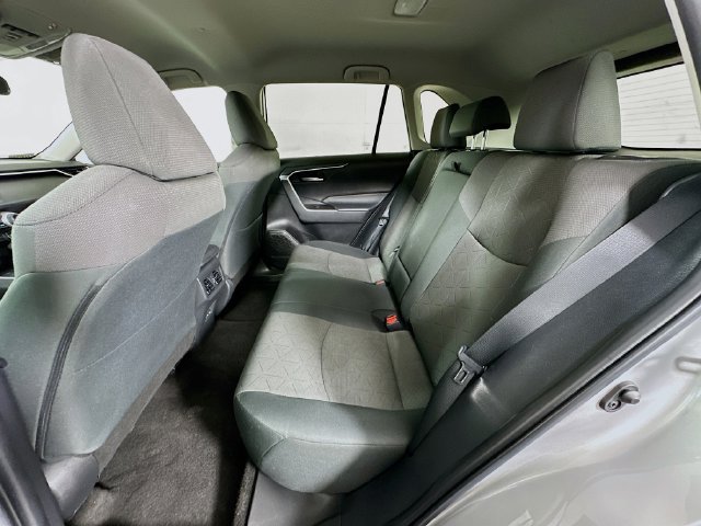 Used 2023 Toyota RAV4 XLE AWD/4WD image 22
