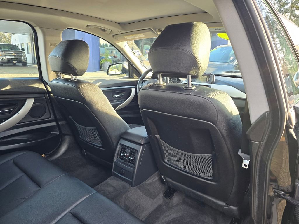 Used 2014 BMW 328i Gran Turismo xDrive image 16