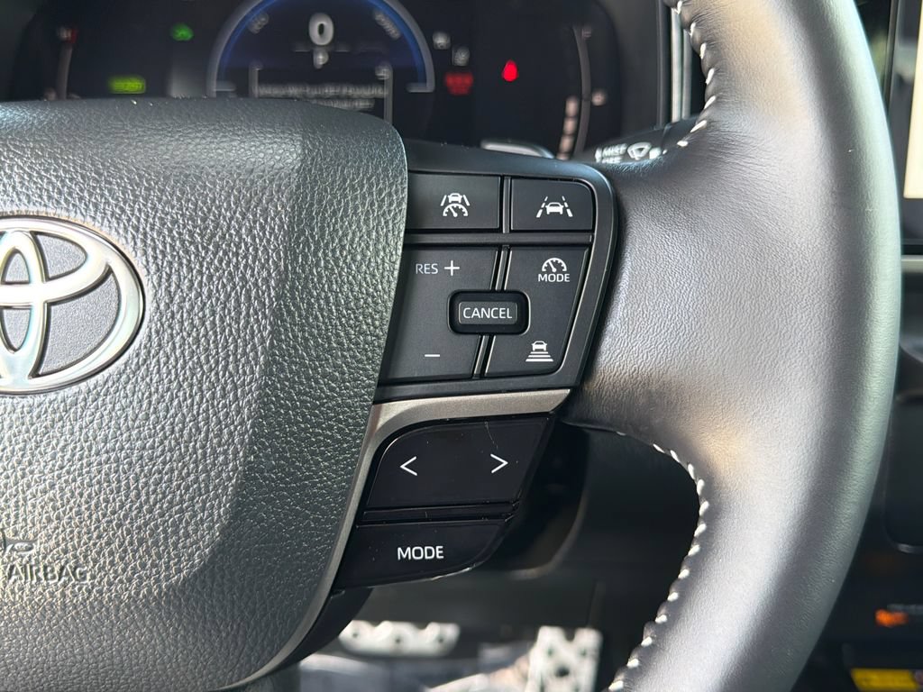Used 2025 Toyota Camry SE w/ Multimedia Upgrade Package FWD image 25