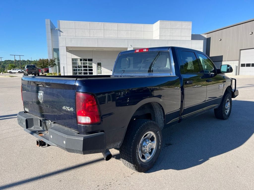 Used 2013 RAM 2500 Tradesman w/ Chrome Appearance Group AWD/4WD image 3