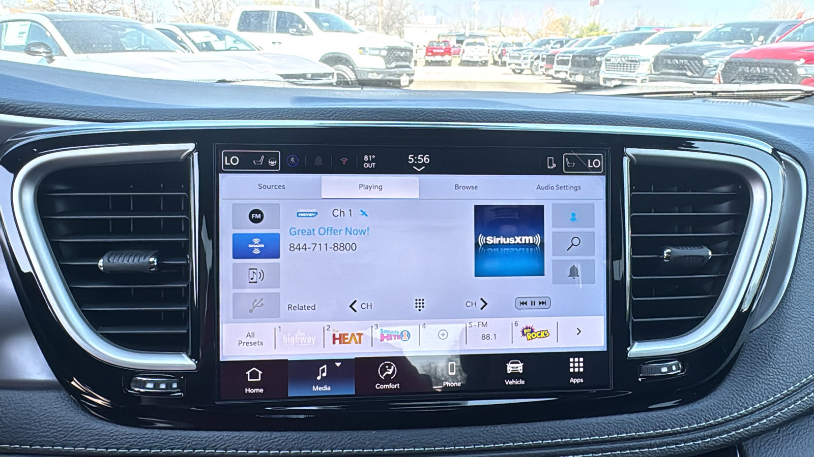 New 2026 Chrysler Pacifica Select FWD image 17