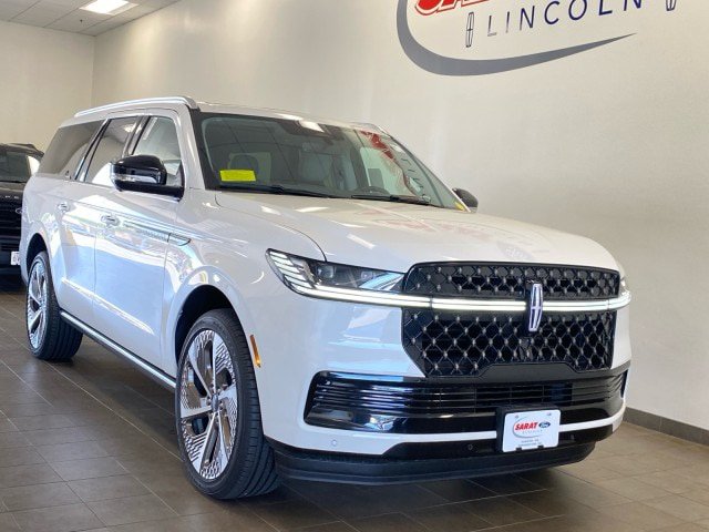 New 2026 Lincoln Navigator L Black Label AWD/4WD image 2