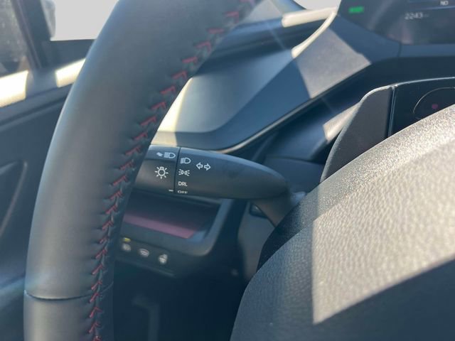 Used 2026 Toyota Prius Plug-In Hybrid image 27