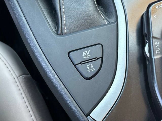 Used 2020 Lexus UX 250h w/ Premium Package AWD/4WD image 54