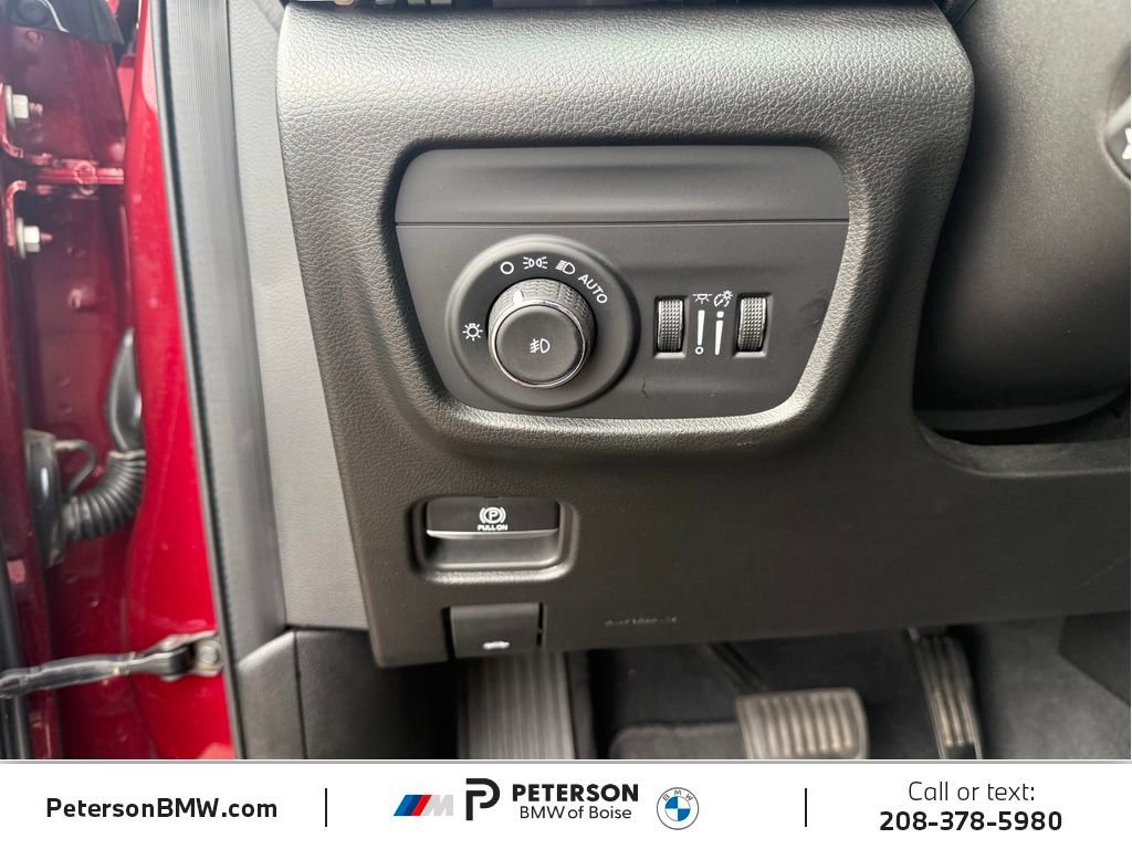 Used 2023 Jeep Grand Cherokee L Limited w/ Luxury Tech Group II AWD/4WD image 32