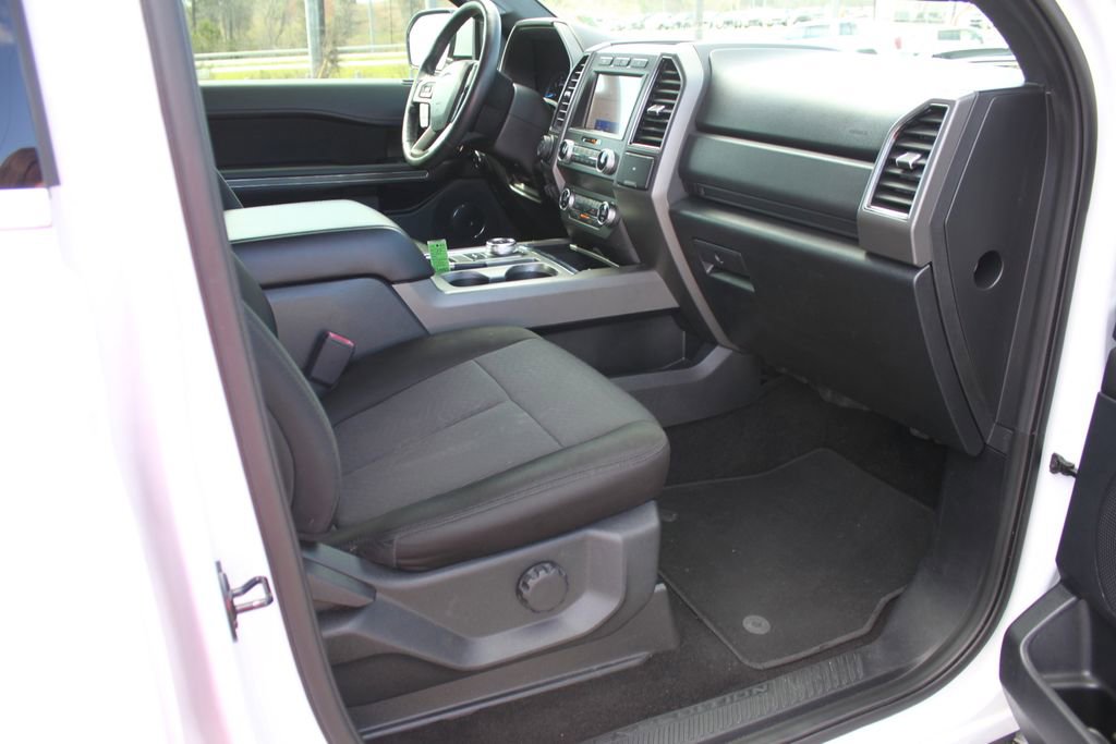 Used 2020 Ford Expedition XLT image 6