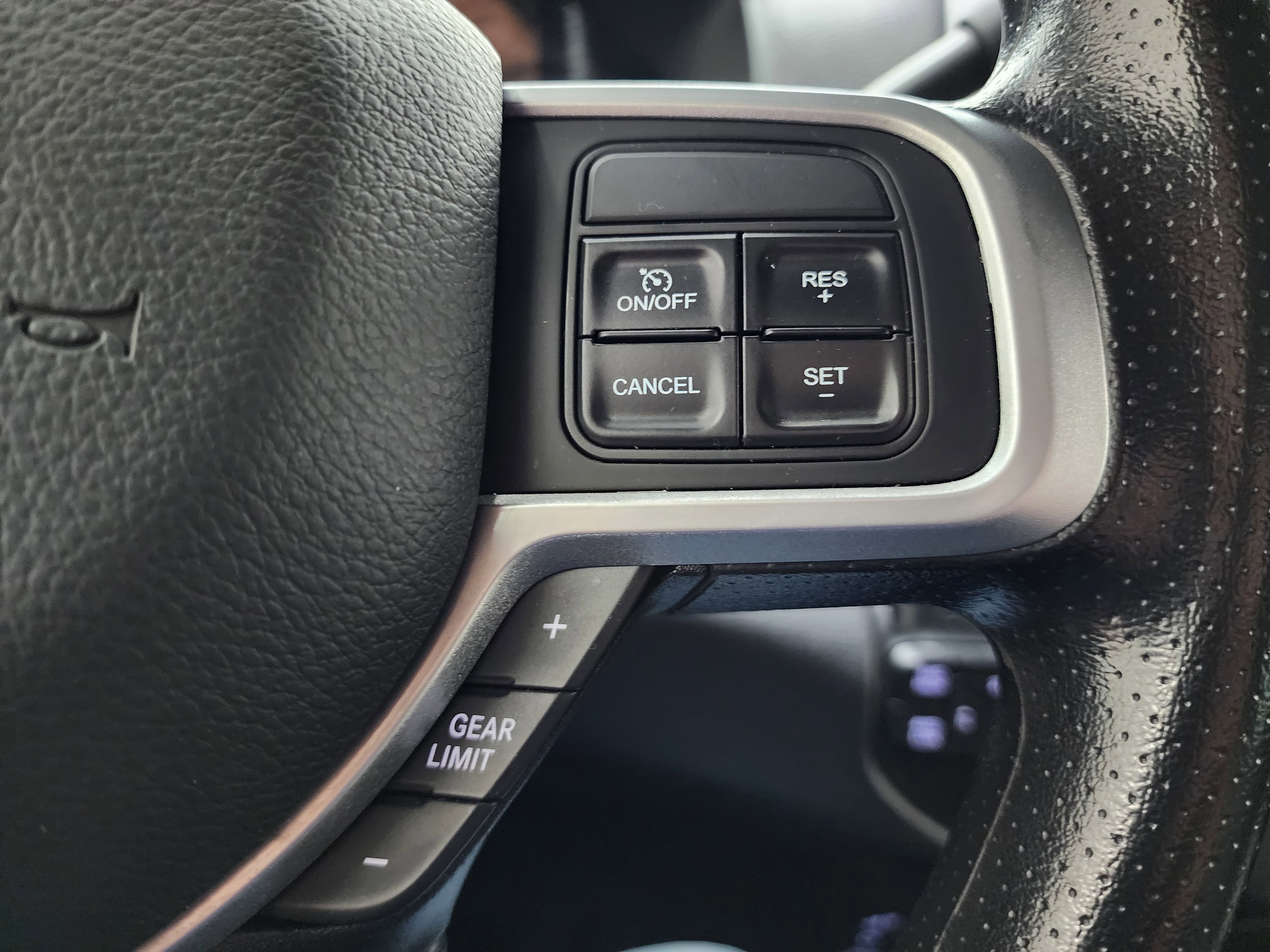 Used 2022 RAM 2500 Big Horn w/ Cold Weather Group image 16