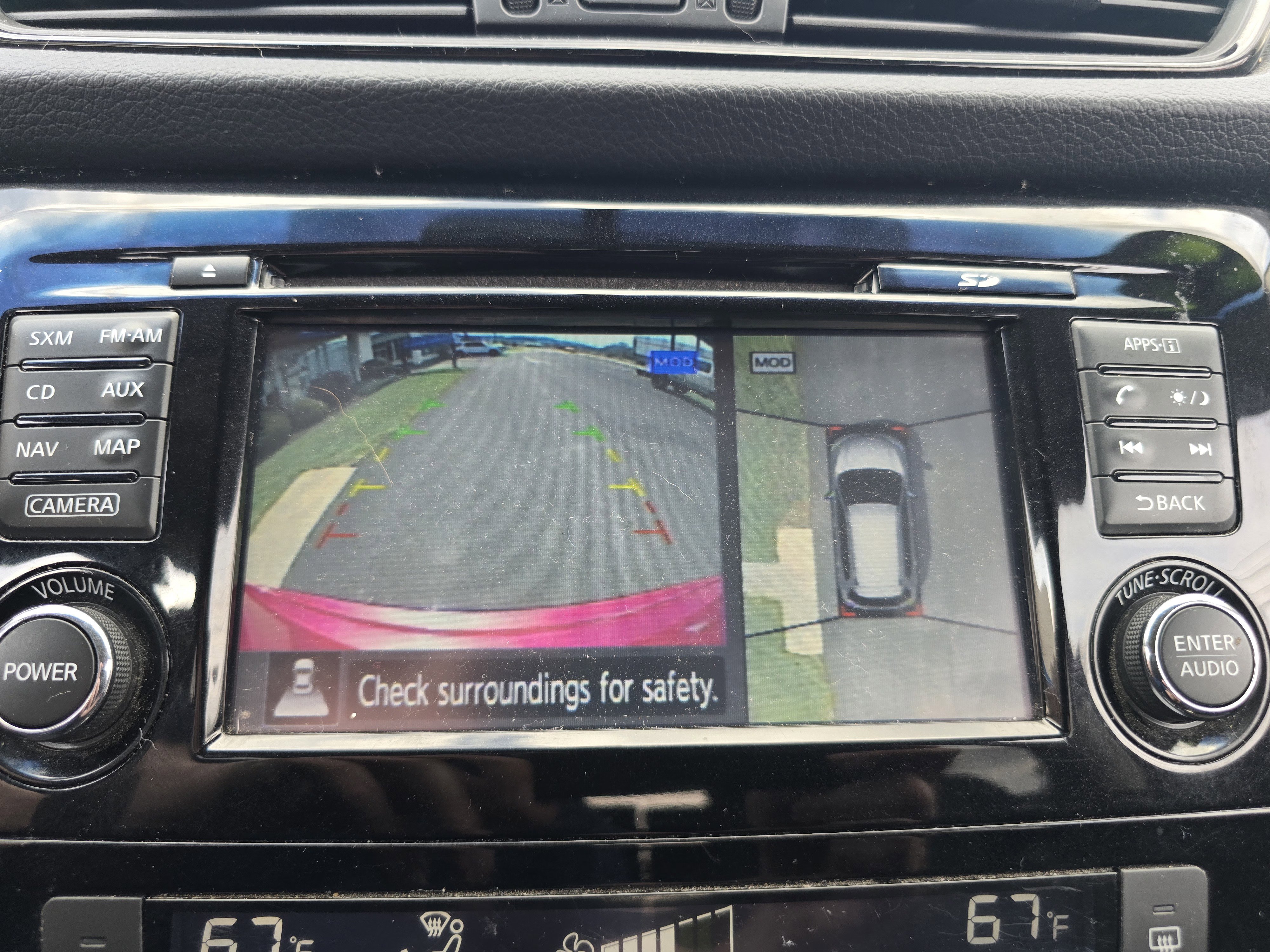 Used 2017 Nissan Rogue SV w/ Sun & Sound Touring Package image 19