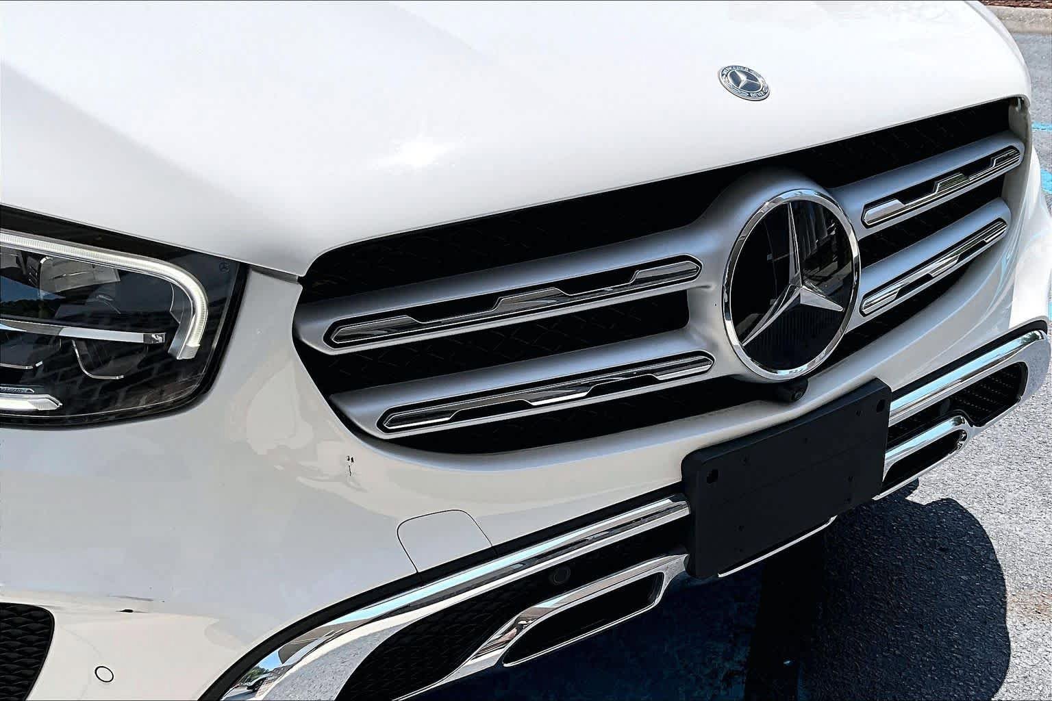Certified 2022 Mercedes-Benz GLC 300 4MATIC w/ Driver Assistance Package image 30