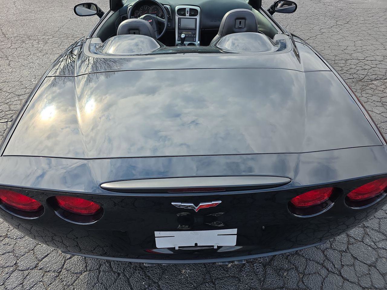 Used 2005 Chevrolet Corvette Convertible w/ Preferred Equipment Group image 29