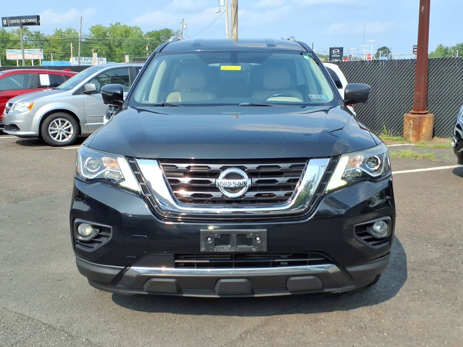 Used 2019 Nissan Pathfinder SL FWD image 9