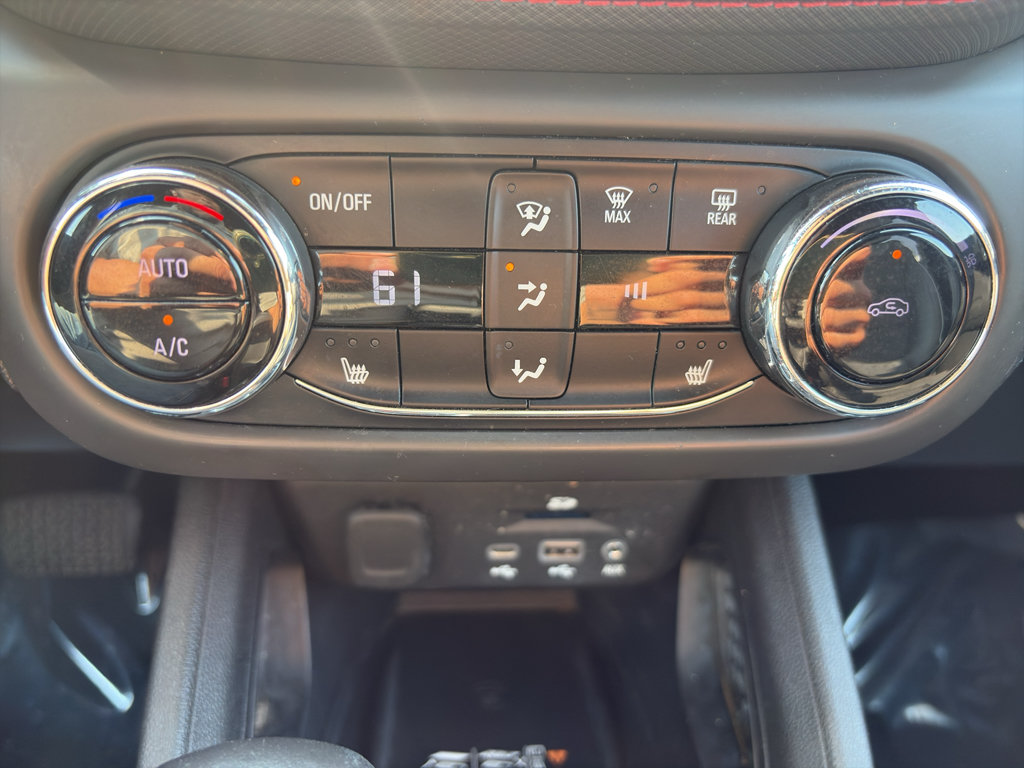 Used 2021 Chevrolet TrailBlazer RS w/ Sun and Liftgate Package AWD/4WD image 24