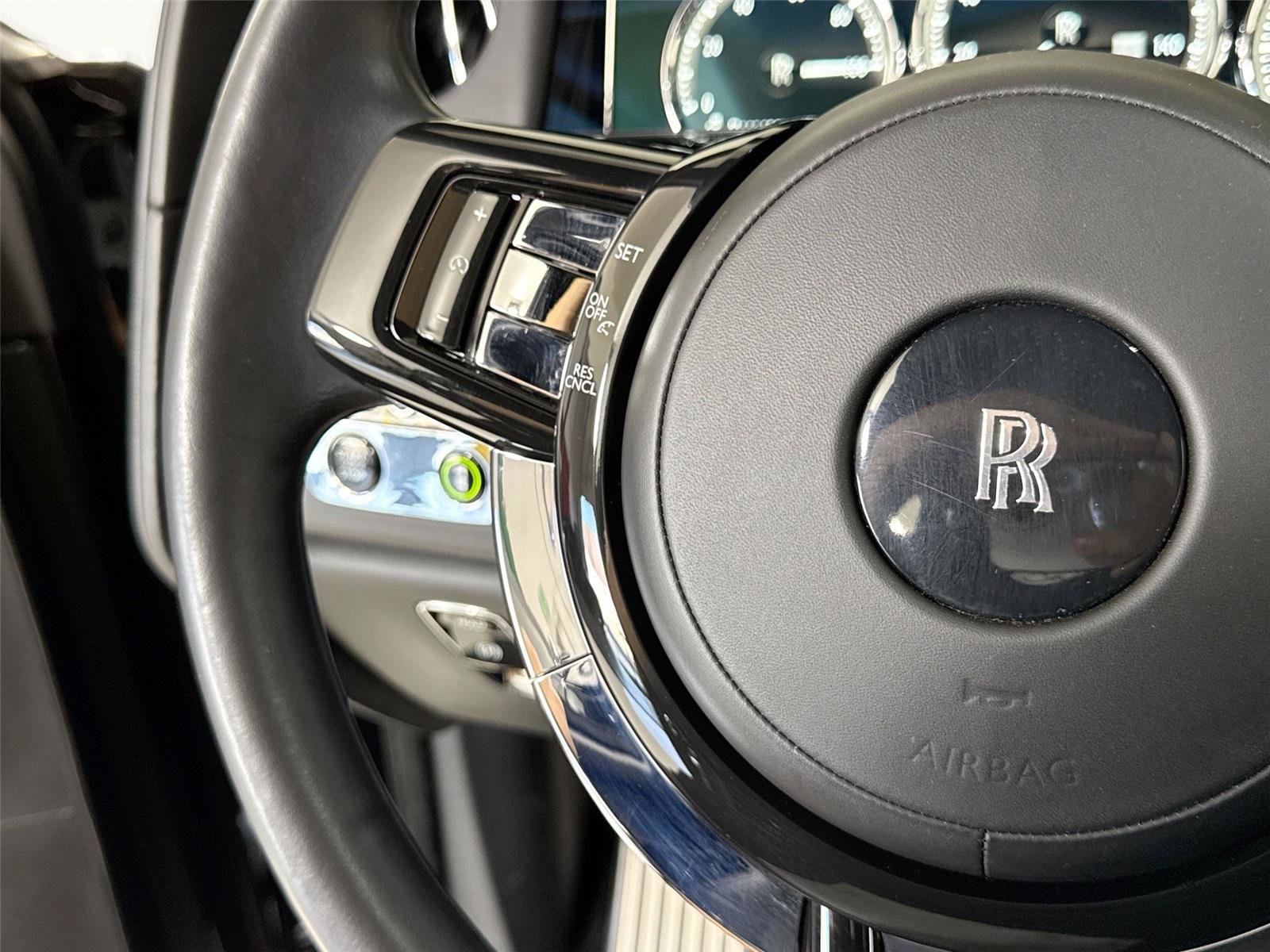 Used 2019 Rolls-Royce Phantom Sedan RWD image 22