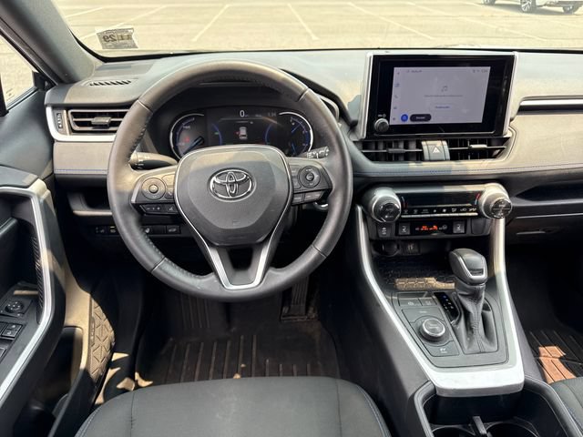 Used 2024 Toyota RAV4 SE w/ Convenience Package AWD/4WD image 15