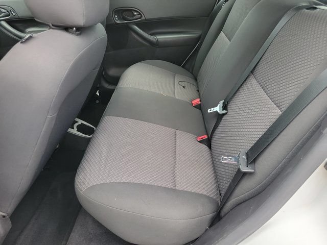 Used 2007 Ford Focus SE FWD image 14