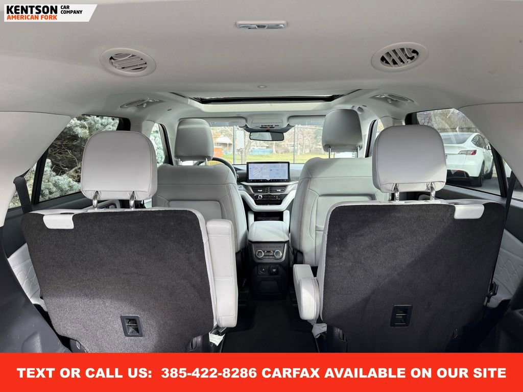 Used 2025 Ford Explorer Platinum w/ LUX Leather Package image 36