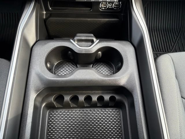 Used 2023 RAM 1500 Big Horn AWD/4WD image 34
