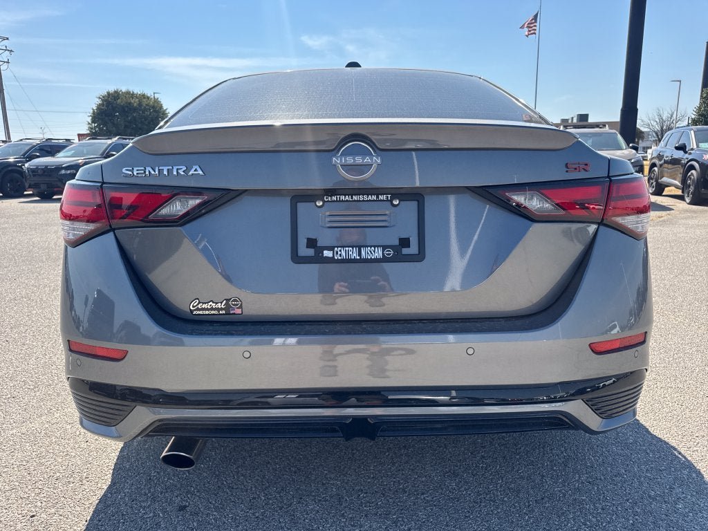 Used 2025 Nissan Sentra SR FWD image 5