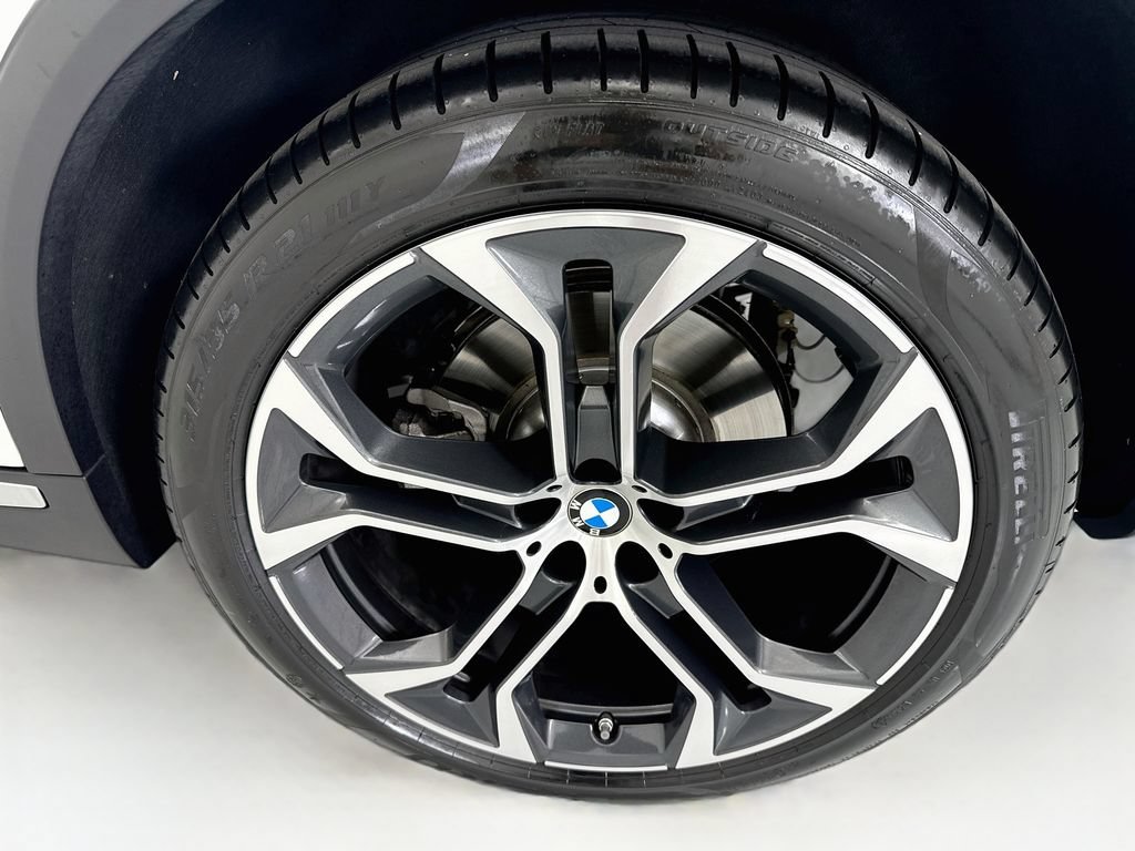Certified 2025 BMW X5 xDrive40i AWD/4WD image 30