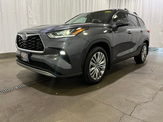 Used 2023 Toyota Highlander Platinum AWD/4WD image 29